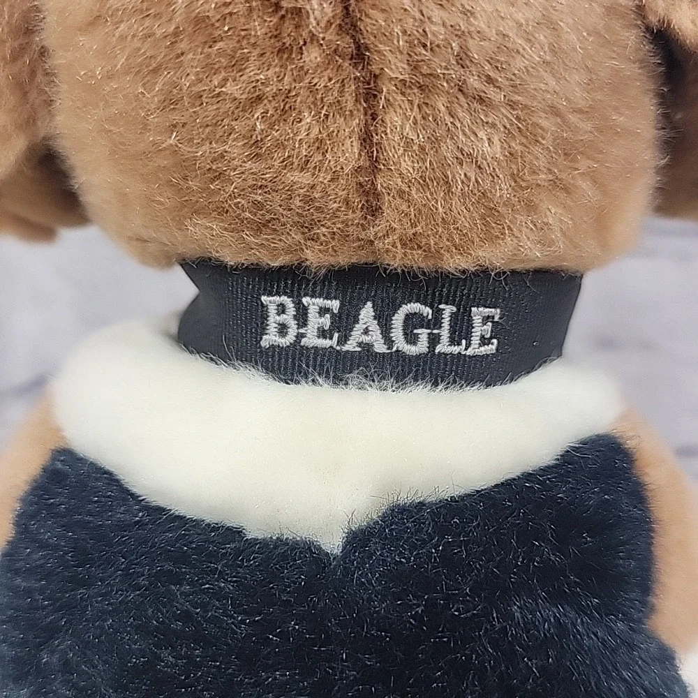 Vintage 80s Russ Berrie The Beagle‎ Puppy Dog Plush Beanbag Stuffed Animal